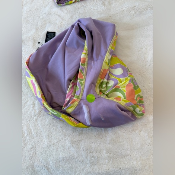 New Beach Riot Brandy Top Felicia Shorts in Psychedelic Sunshine 31122 - Picture 12 of 14